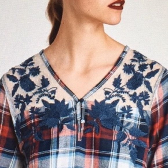 Zara Tops - 🟡2/30$ | Zara | Soft embroidery checkered top